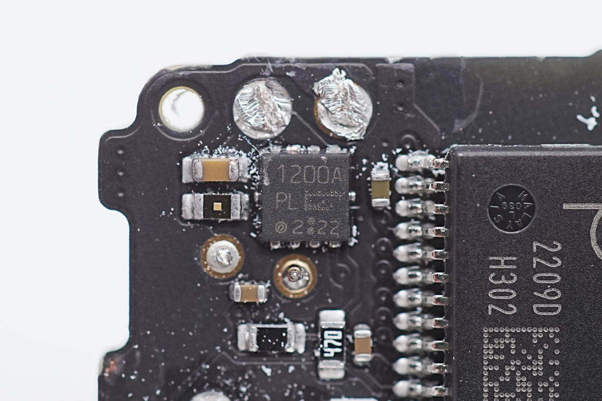 拆解报告：苹果iPhone 14原装20W快充充电器A2244-充电头网