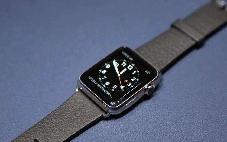 防身利器Watch Ultra,历代负重训练的Apple Watch参数介绍-充电头网