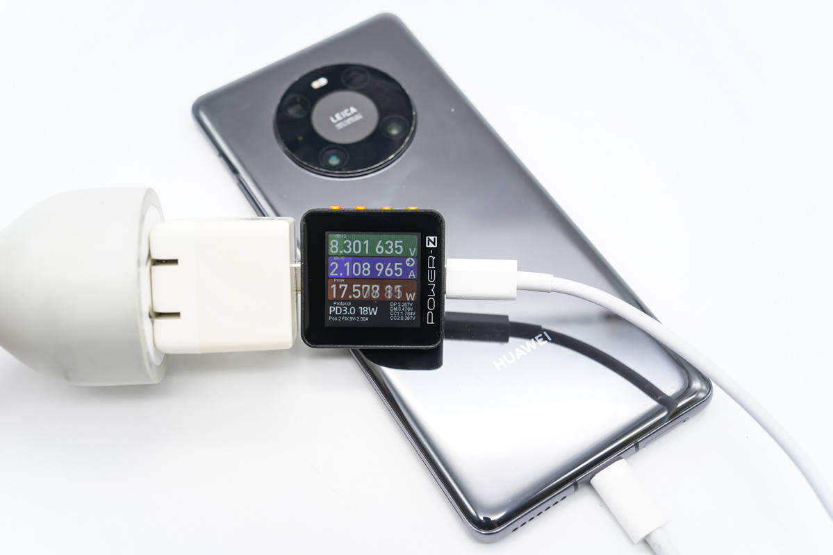 低温快充，iPhone 14充电新伴侣，硬糖35W氮化镓充电器评测-充电头网