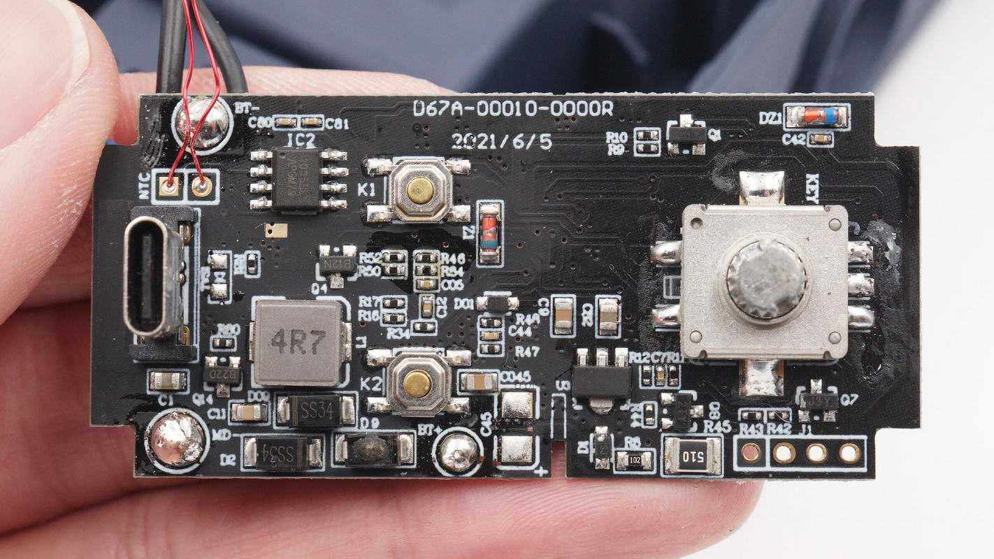 拆解报告：HOTO小猴USB-C充气宝QWCQB001-充电头网