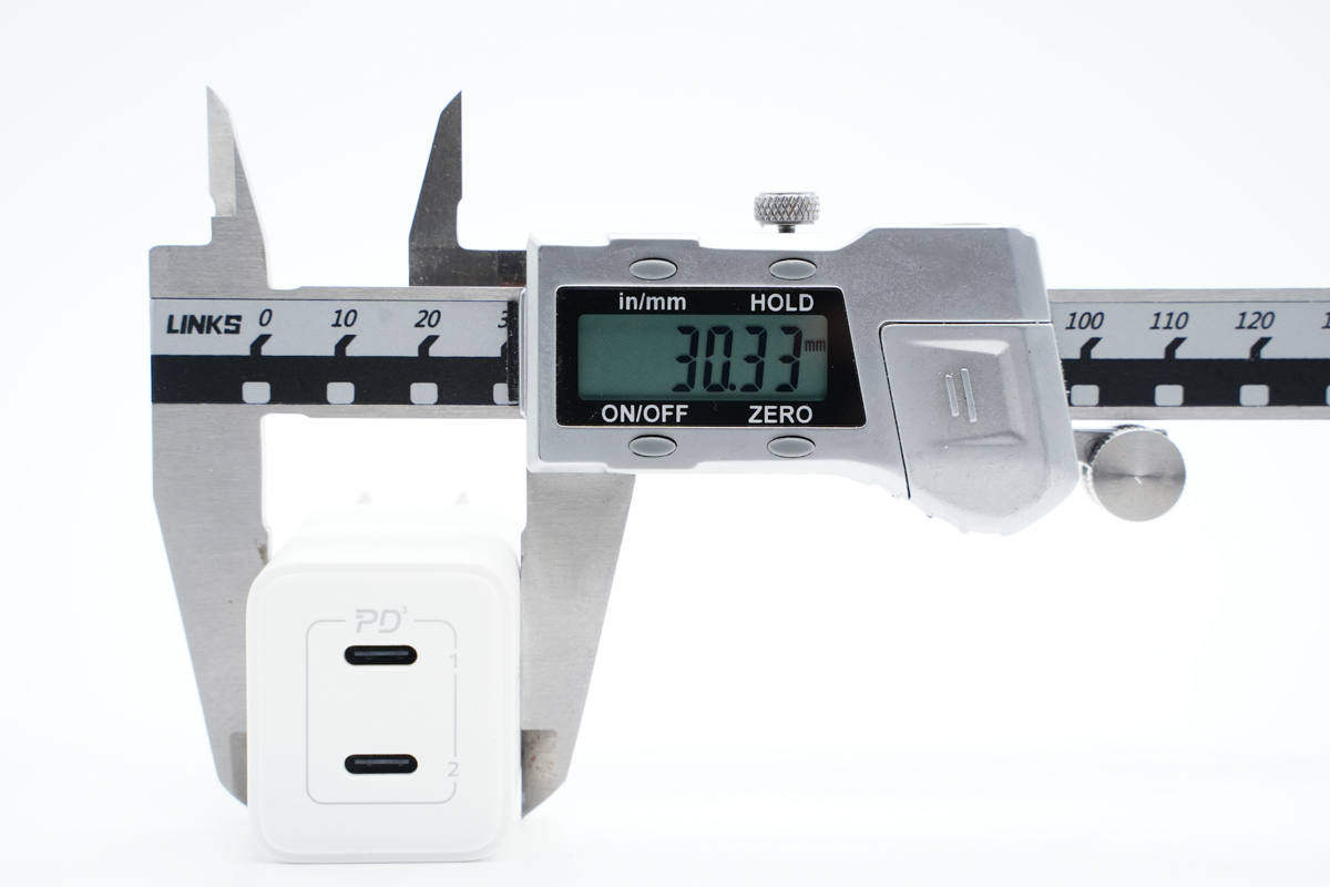 拆解报告:MOMAX摩米士40W双USB-C快充充电器UM31CN-充电头网