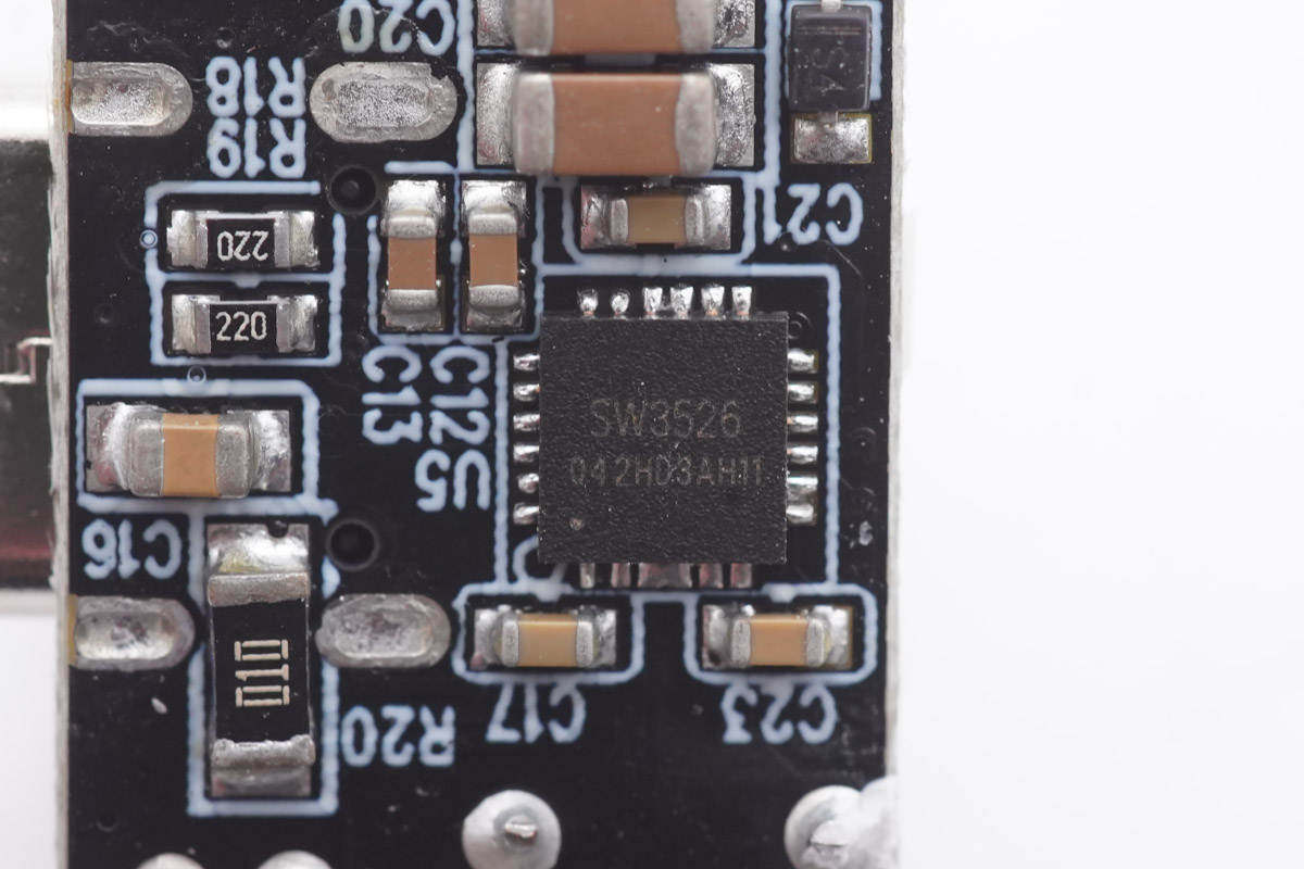 拆解报告:MOMAX摩米士40W双USB-C快充充电器UM31CN-充电头网