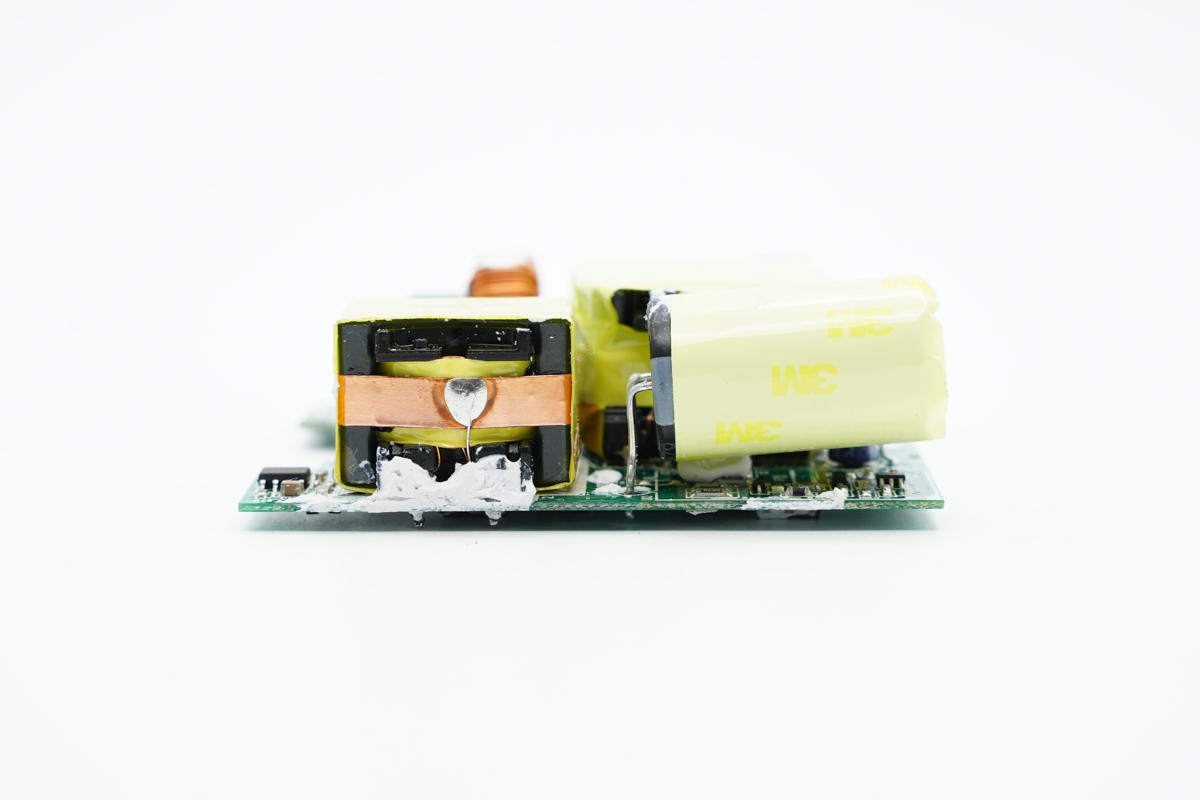拆解报告:MSI微星100W USB-C快充电源适配器A21-100P1A-充电头网