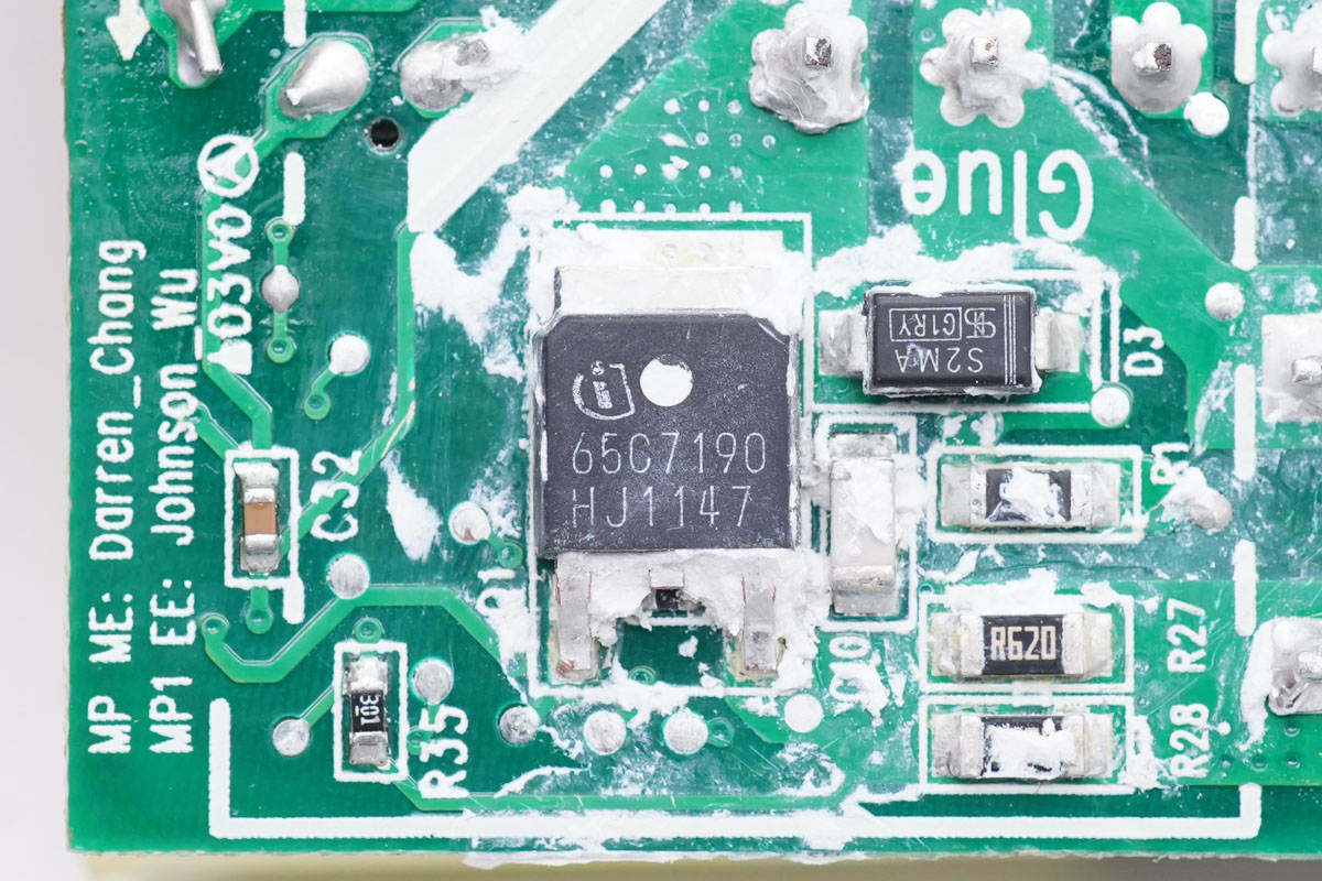 拆解报告：MSI微星100W USB-C快充电源适配器A21-100P1A-充电头网