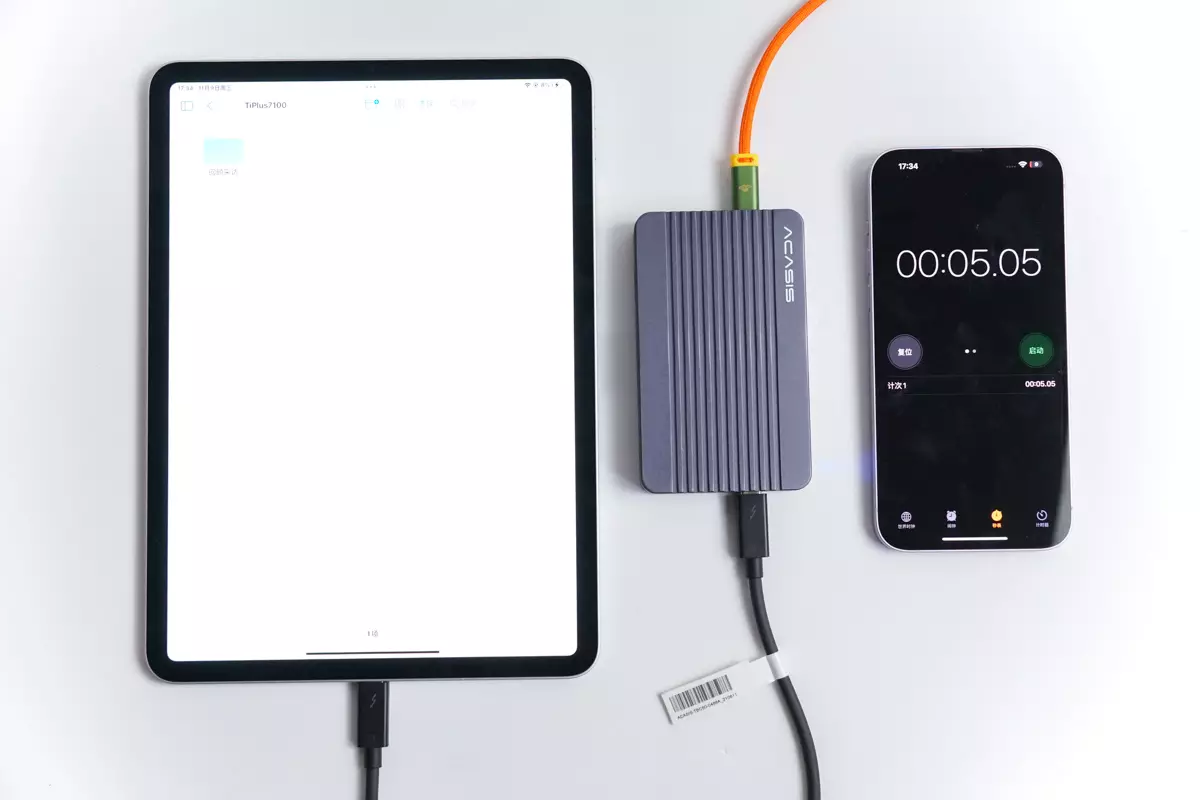 苹果自家产品或不兼容，iPad Pro USB-C数据传输体验评测-充电头网