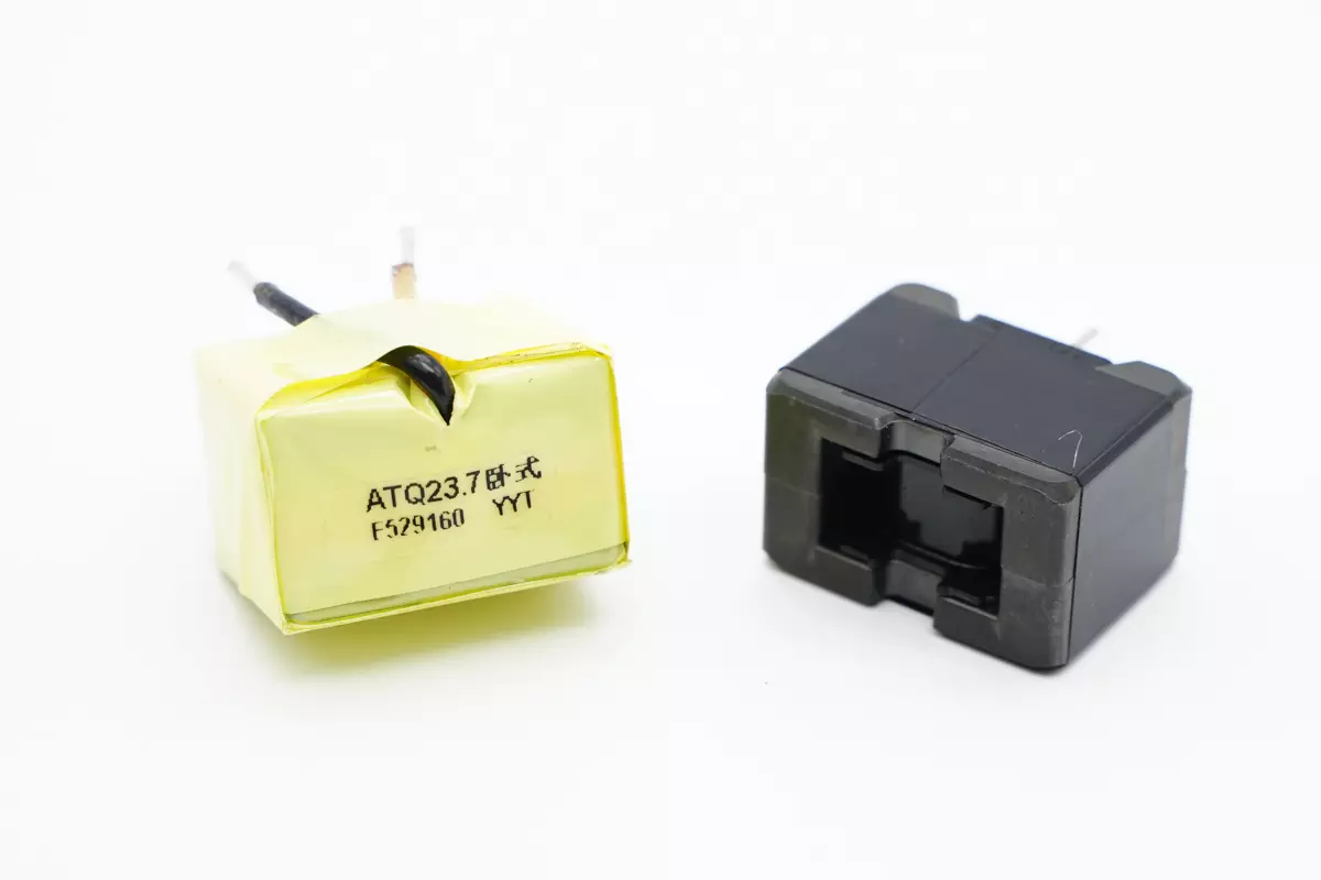 盈源通推出USB PD快充20-140W全系列小体积变压器-充电头网