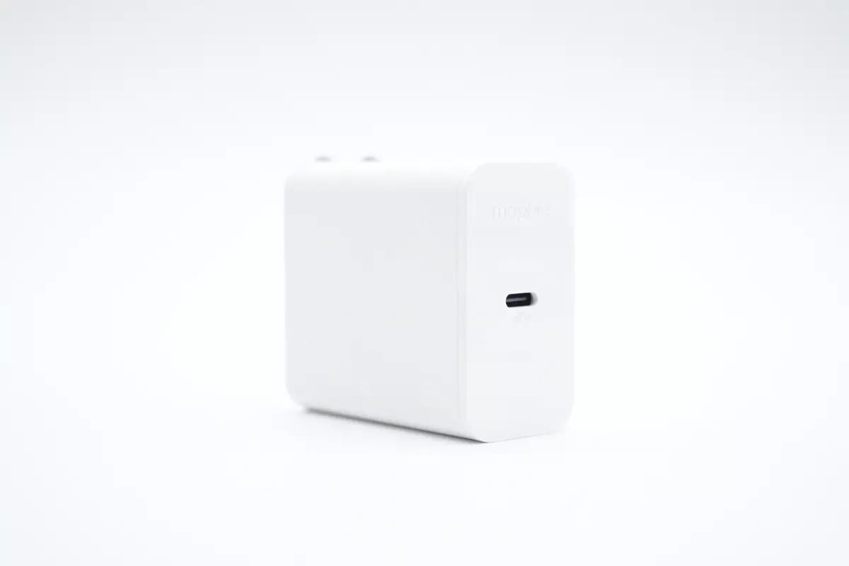 拆解报告:mophie 67W USB-C氮化镓充电器-充电头网