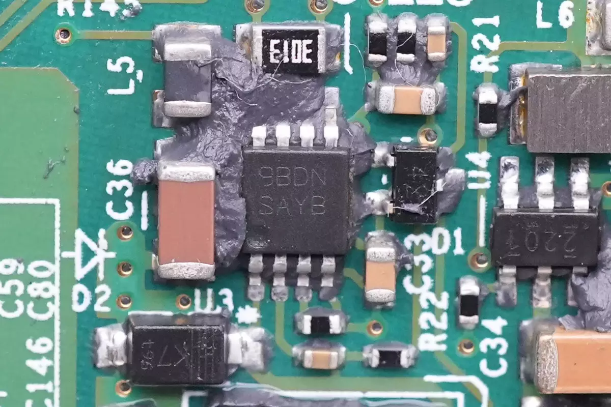 拆解报告:ENPHASE ENERGY微型逆变器IQ8X-BAT-US-充电头网