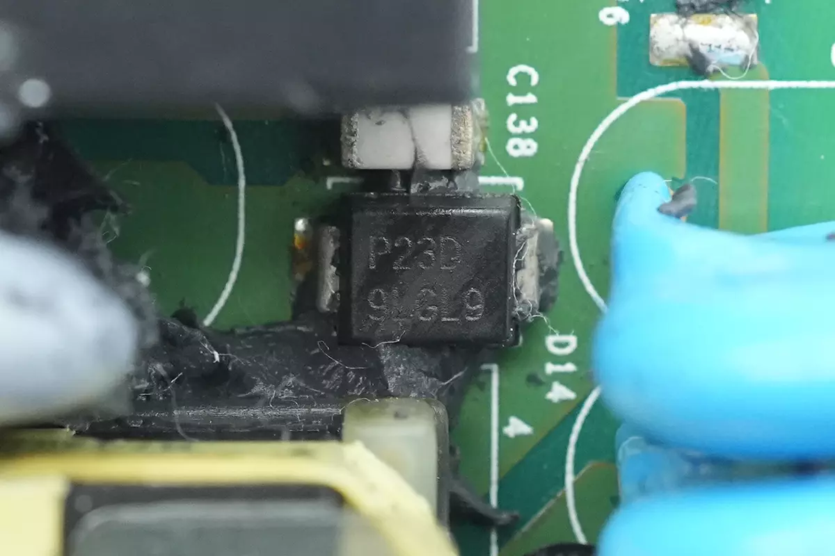 拆解报告:ENPHASE ENERGY微型逆变器IQ8X-BAT-US-充电头网