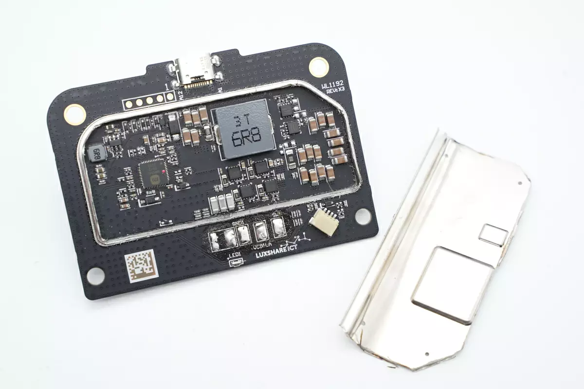 拆解报告:MI小米50W立式风冷无线充Pro MDY-14-EN-充电头网