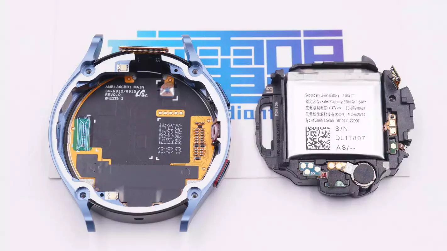 拆解报告：SAMSUNG三星Galaxy Watch5 LTE版 44mm-充电头网