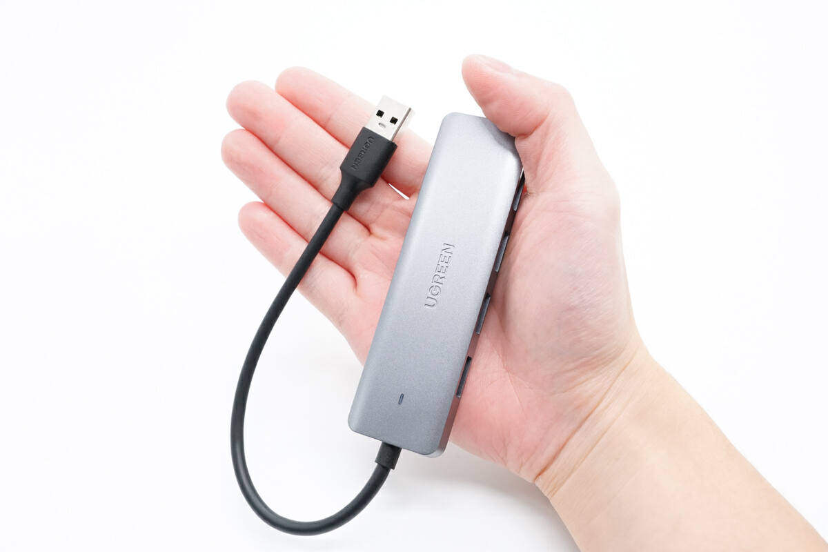 绿联USB3.0 4口HUB集线器评测：USB 3.0高速传输，办公轻出行-充电头网