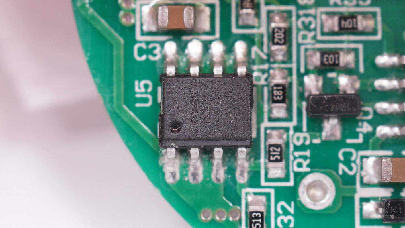 拆解报告：HOTO小猴12V USB-C冲击钻套装QWLDZTZ001-充电头网
