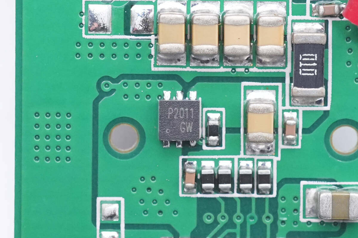 拆解报告:mophie迷你20W 5000mAh快充移动电源PS-5K-A-充电头网