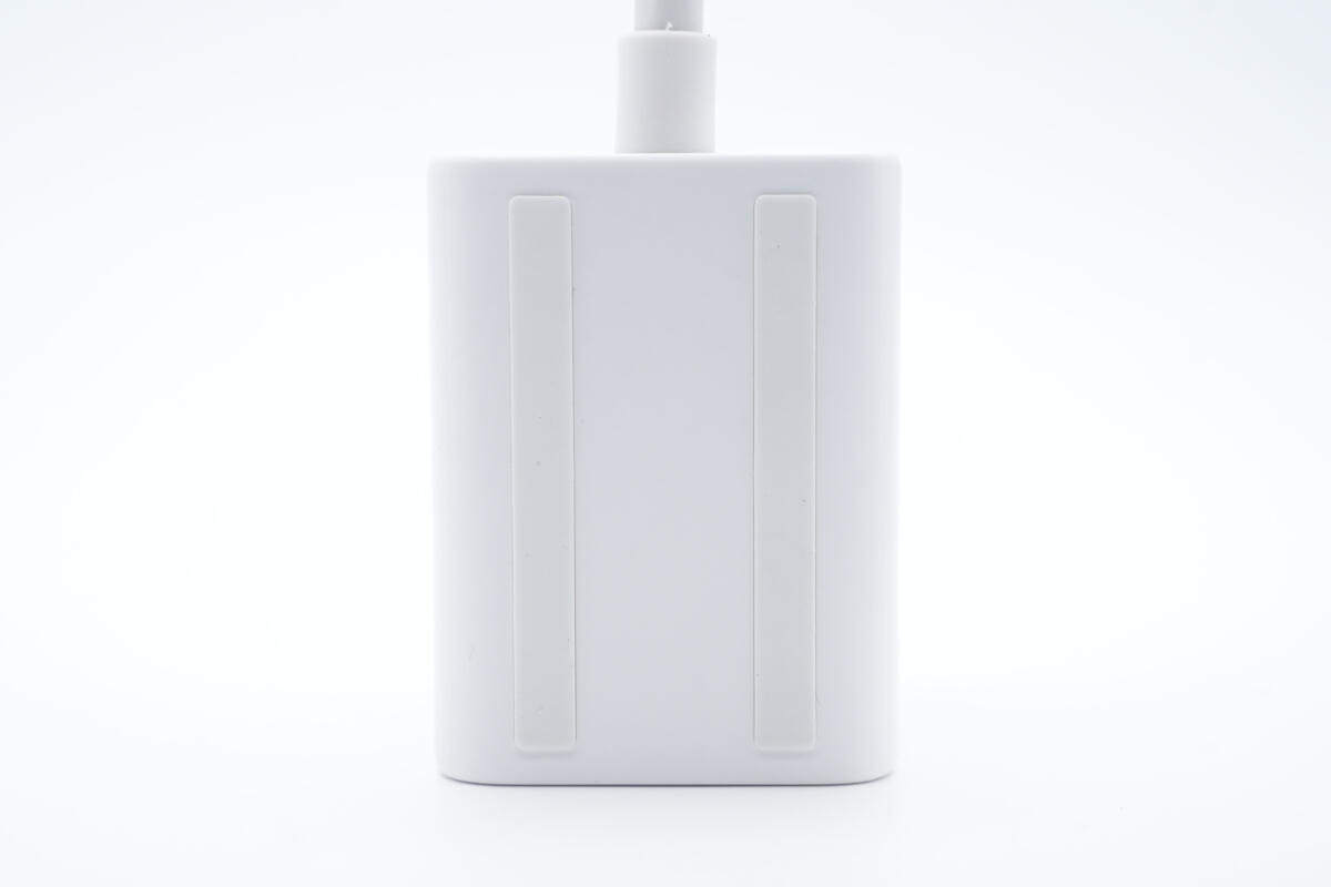 拆解报告:乐坞33W 2A1C氮化镓魔方插座AC-222C-充电头网