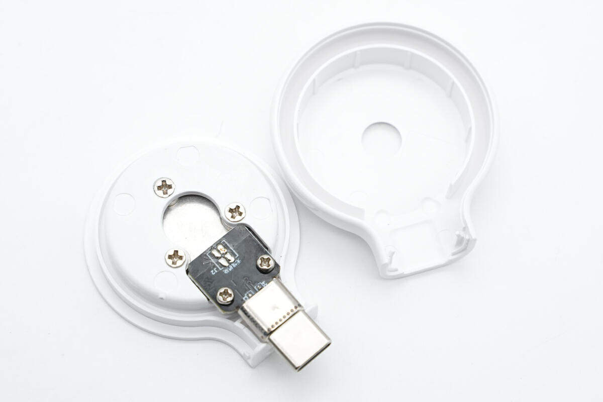 拆解报告:MOMAX摩米士USB-C磁吸无线充电器UD28-充电头网