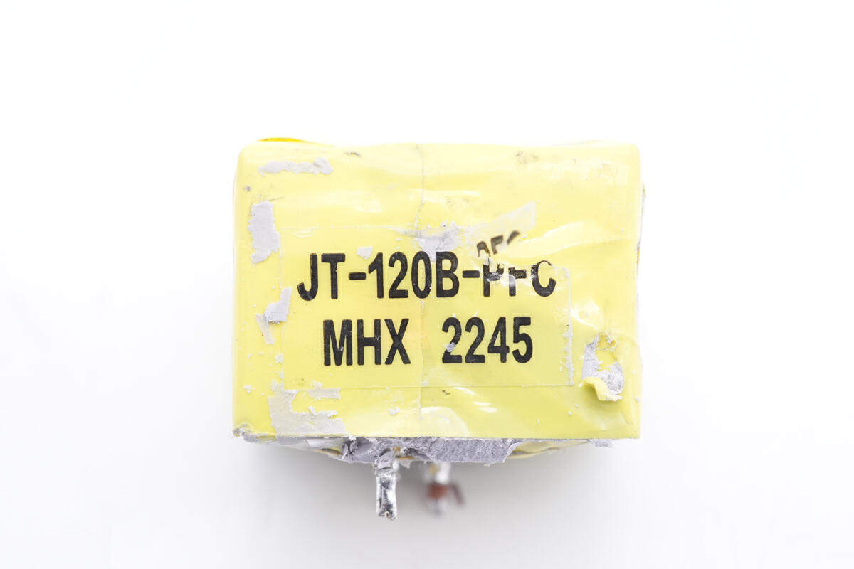 拆解报告:锦鸿泰120W 3C1A四口氮化镓充电器JT-G120B-充电头网