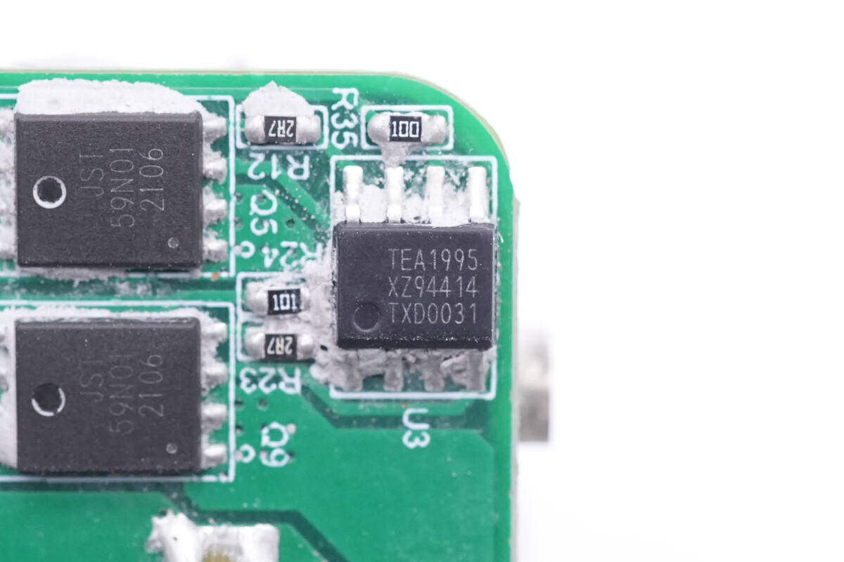拆解报告:锦鸿泰120W 3C1A四口氮化镓充电器JT-G120B-充电头网