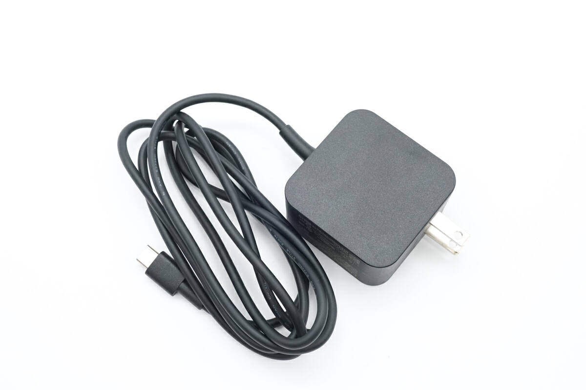 拆解报告:STEAM DECK原装45W USB-C电源适配器W20-045N1A-充电头网