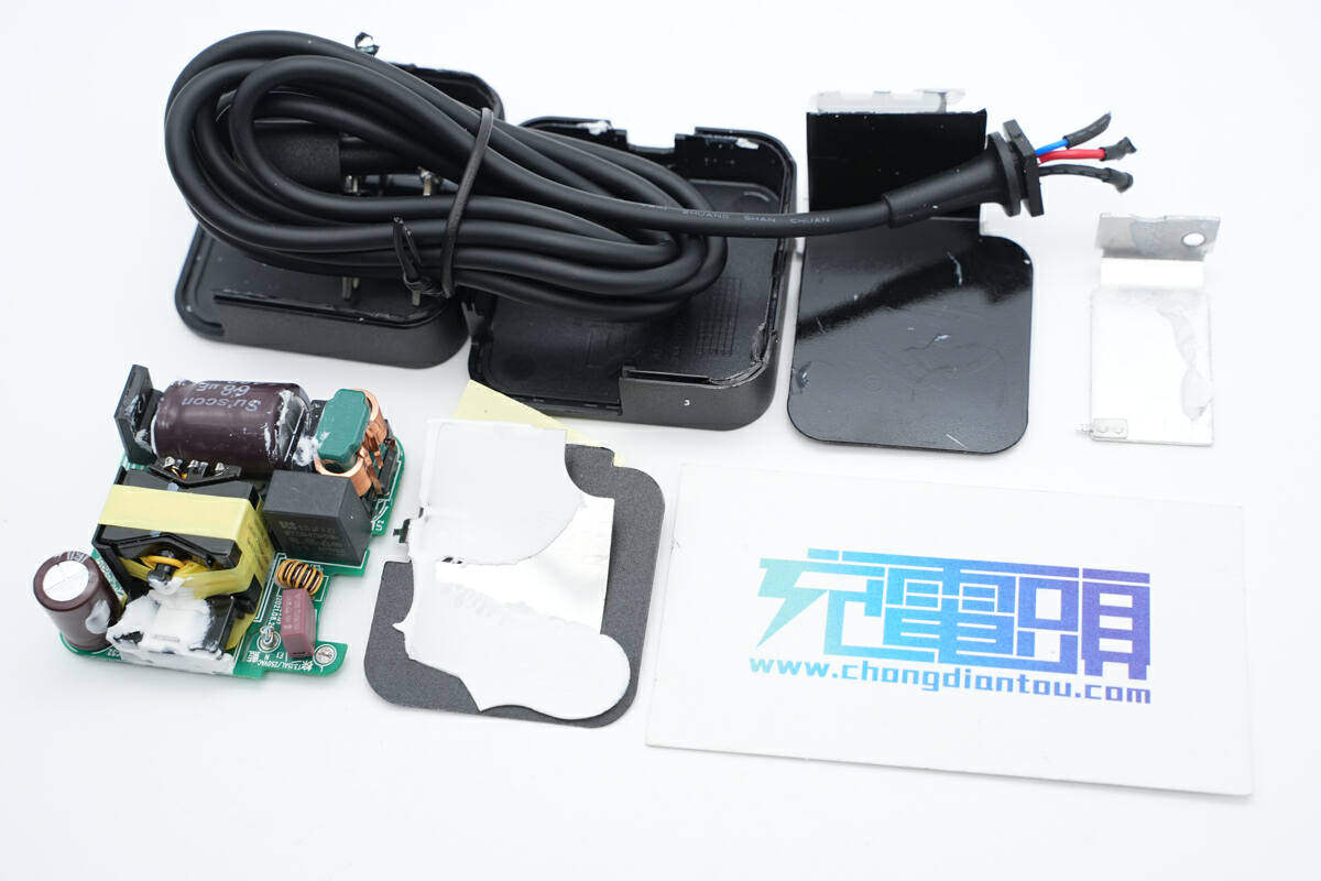 拆解报告:STEAM DECK原装45W USB-C电源适配器W20-045N1A-充电头网
