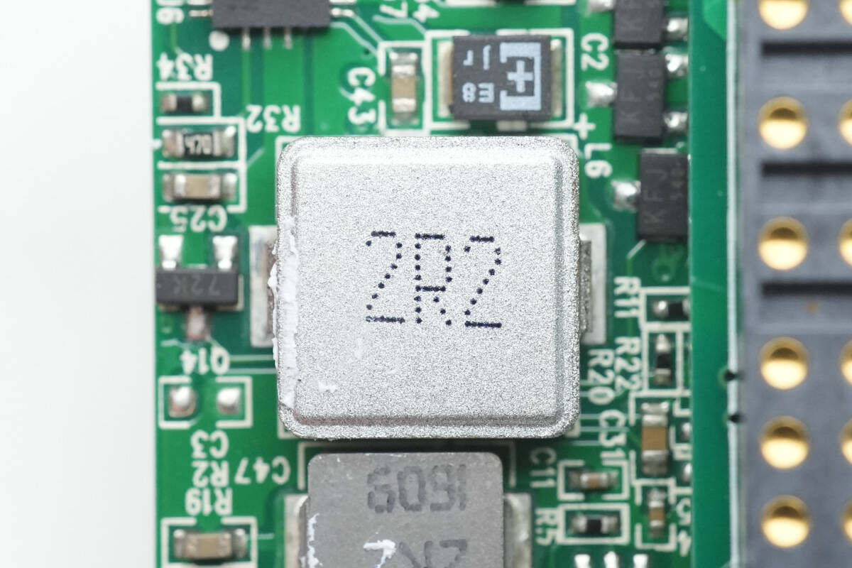 拆解报告：联想ThinkPad Stack 10000mAh移动电源P123-充电头网