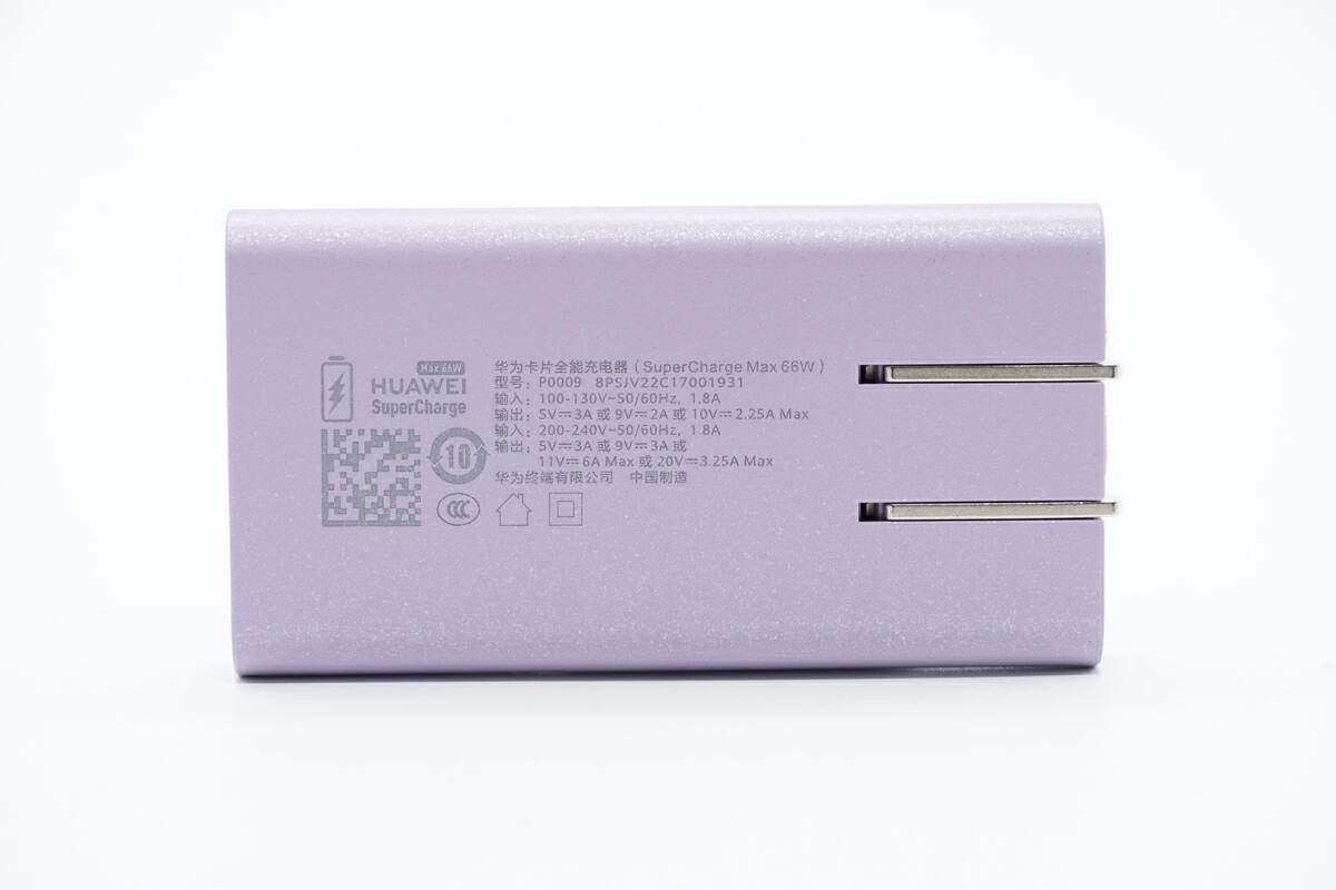 纤薄机身，兼容更出色，华为66W卡片全能充电器评测-充电头网