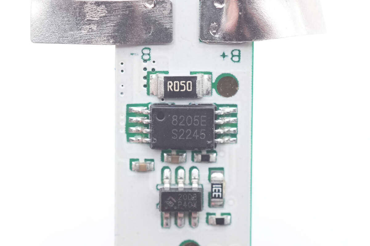 拆解報告：llano綠巨能索尼FZ100 USB-C充電相機電池LJN-SM009-充電頭網