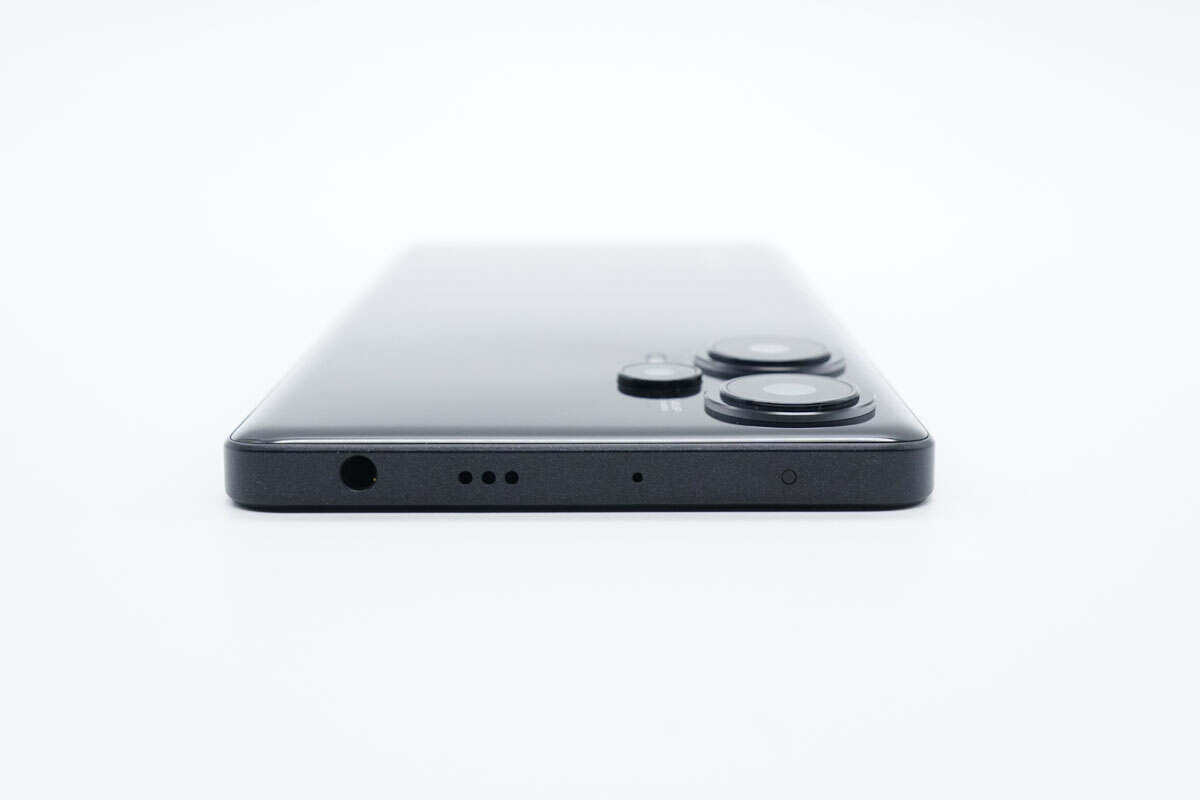 从未如此惊艳，魔法加持再升级，Redmi Note 12 Turbo 手机评测-充电头网