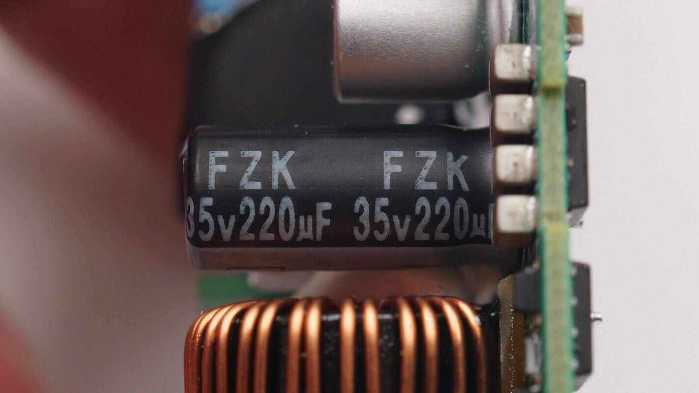 拆解报告：ANKER安克27000mAh 45W快充移动电源A1710-充电头网