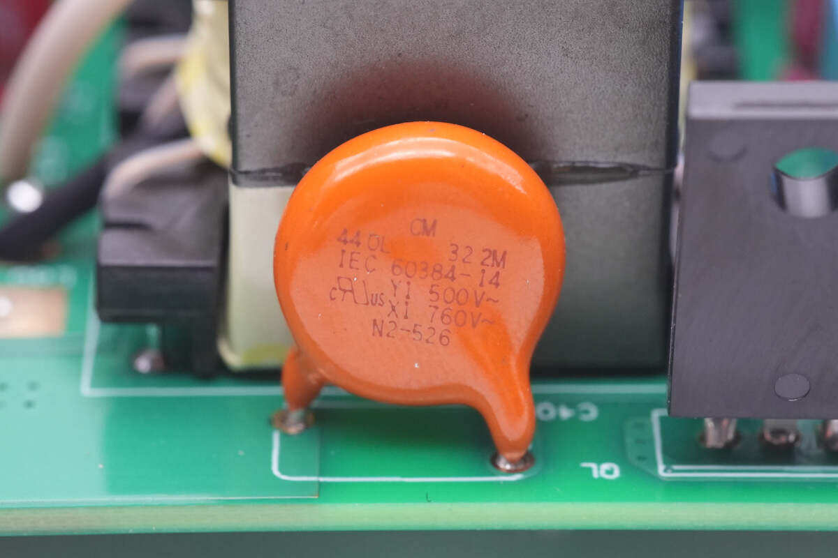支持24/36V锂离子电池组应用，英飞凌XDPS2201参考设计方案解析-充电头网