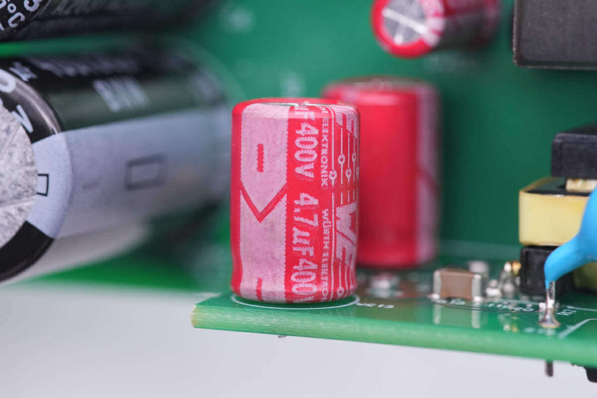 支持24/36V锂离子电池组应用，英飞凌XDPS2201参考设计方案解析-充电头网