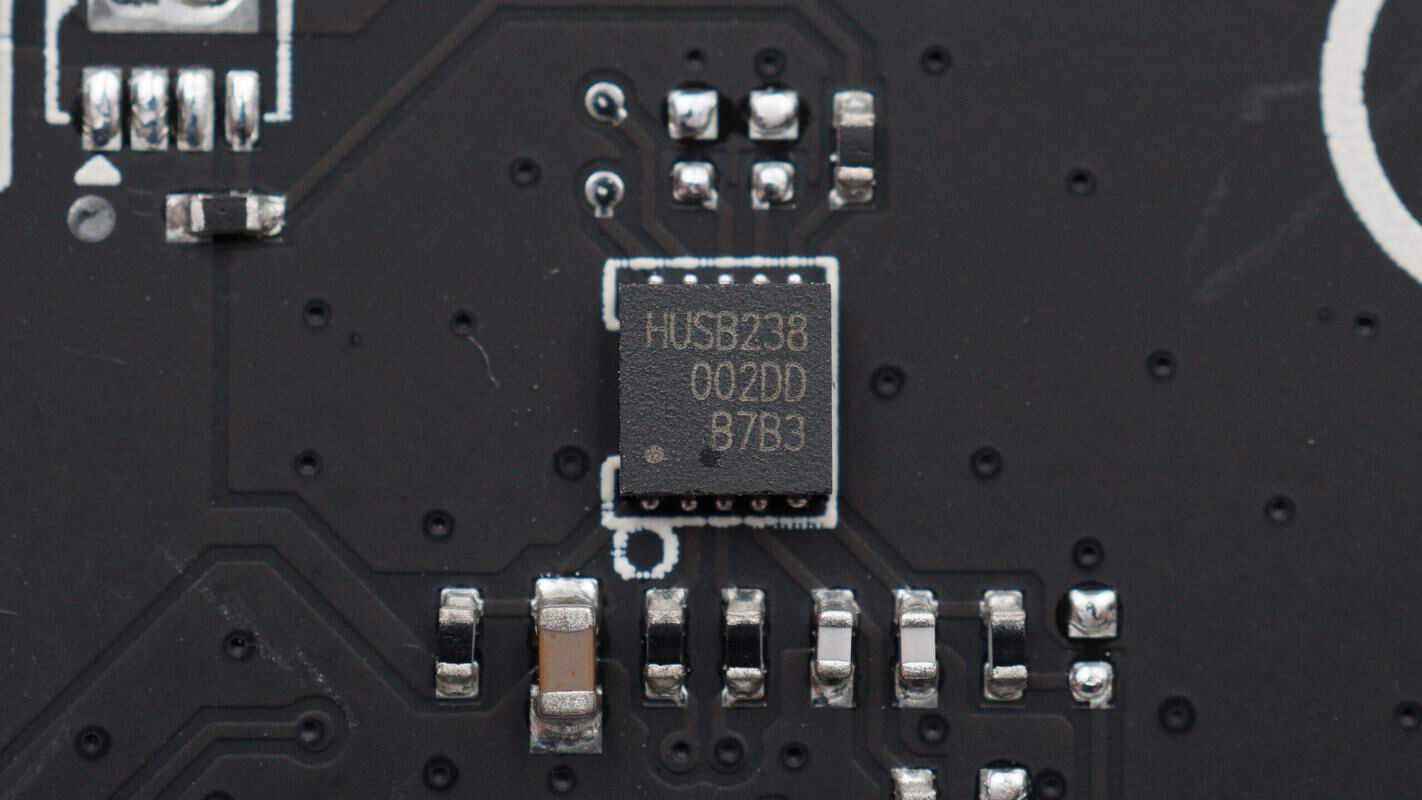 慧能泰PD取电芯片HUSB238被联想小新520智能投影仪采用-充电头网