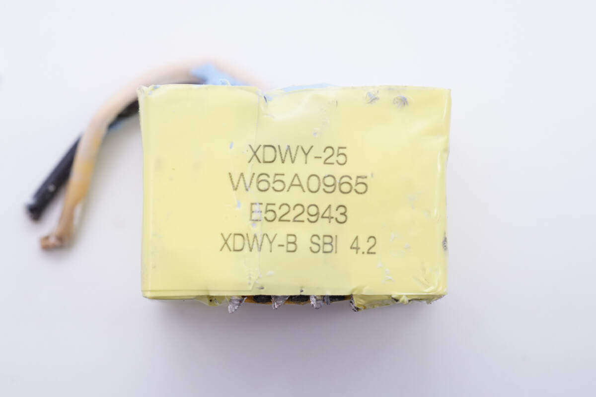 拆解报告：古石65W 2C1A氮化镓充电器GS-W65A0965B-充电头网
