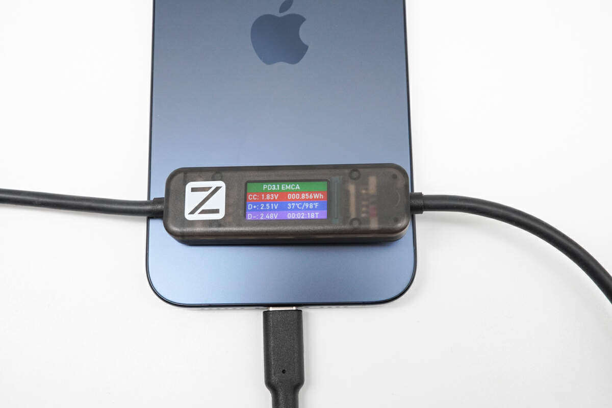 POWER-Z AK001数显线让 iPhone15 Pro Max 快充看得见-充电头网