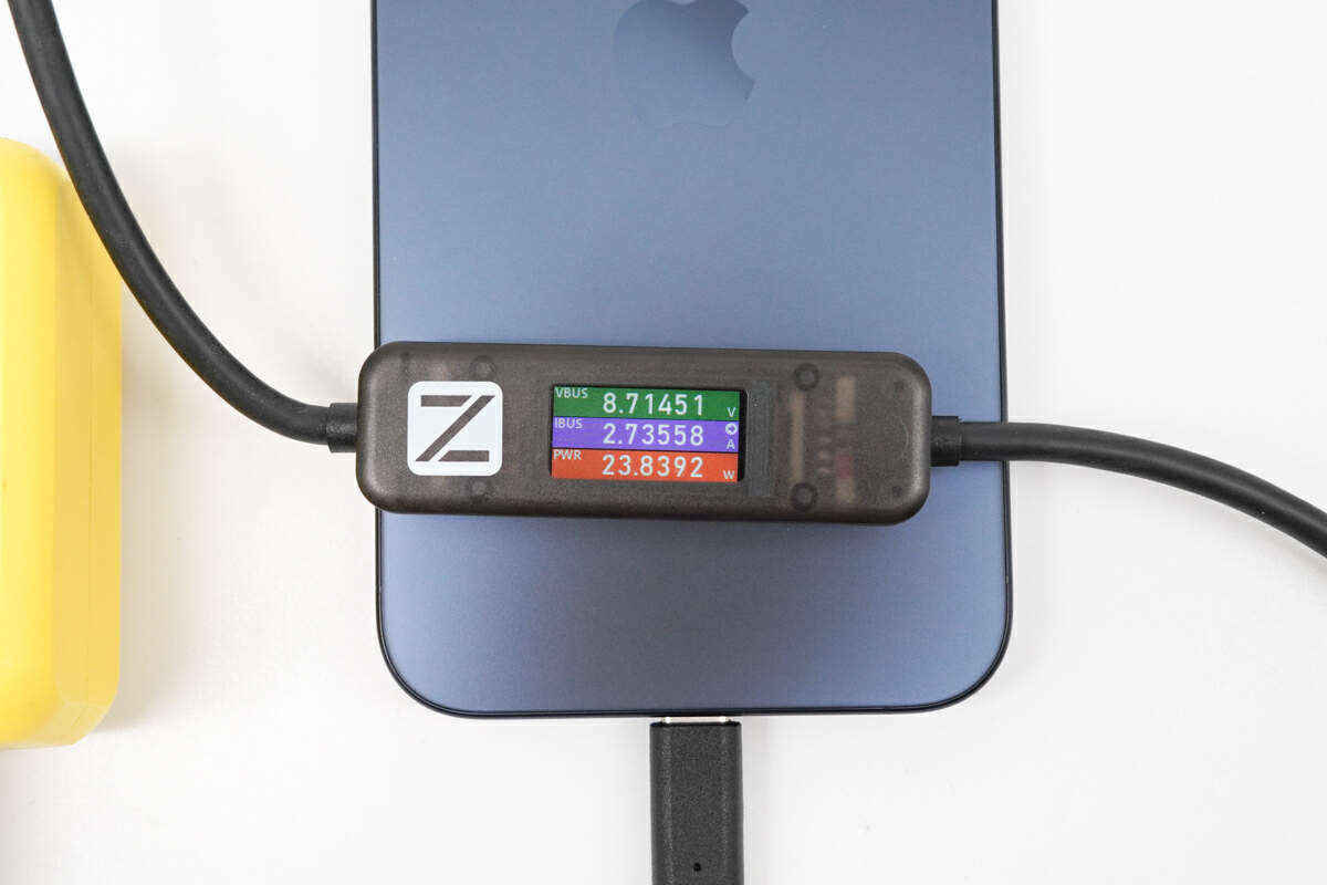 POWER-Z AK001数显线让 iPhone15 Pro Max 快充看得见-充电头网