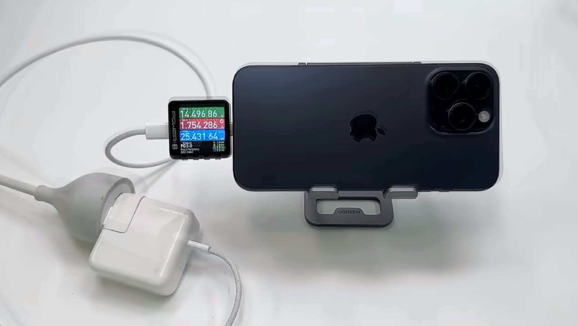 如何用笔记本电脑充电器给 iPhone15 Pro Max充电-充电头网