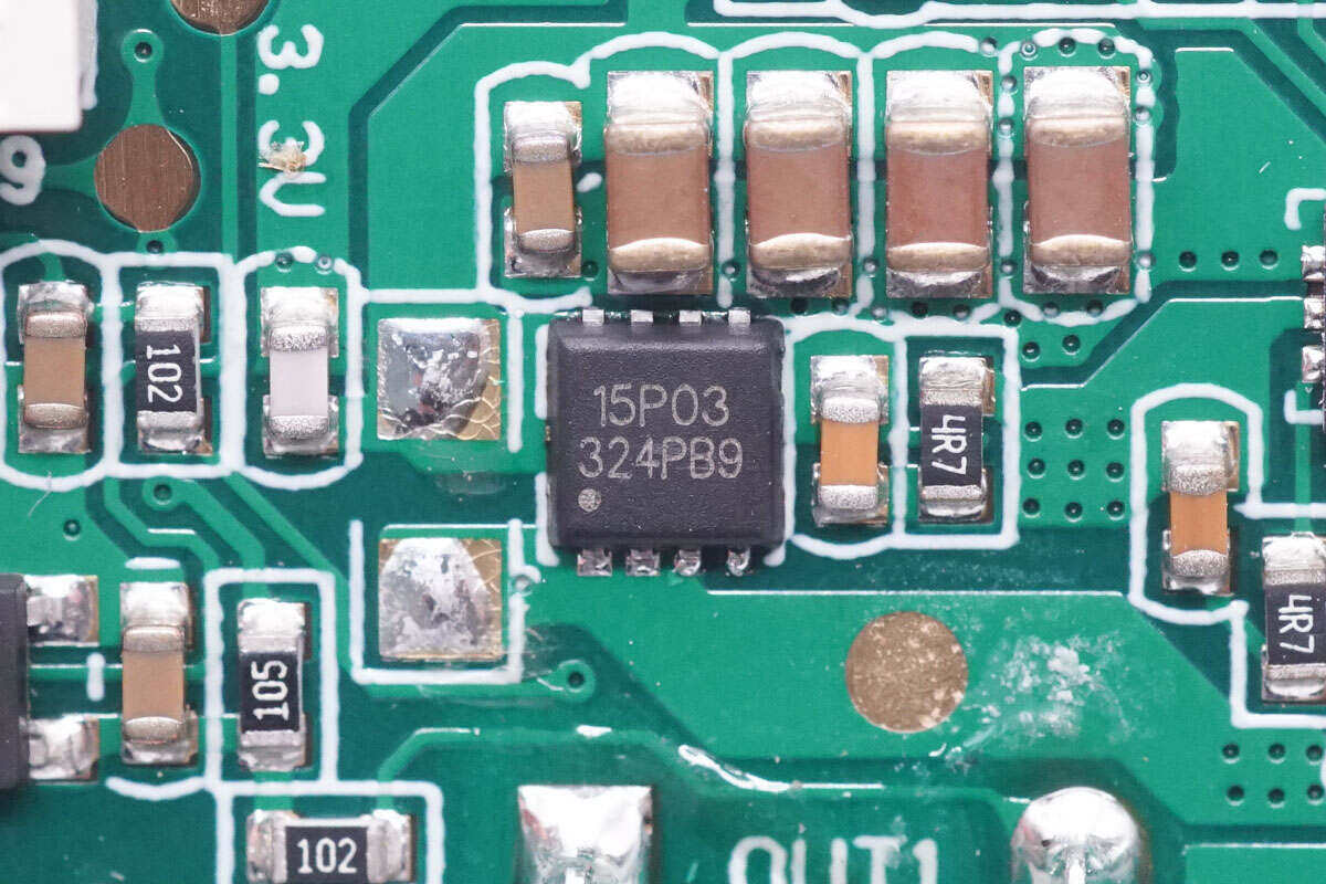 拆解报告：SmallRig斯莫格迷你V口电池VB99 Pro-充电头网
