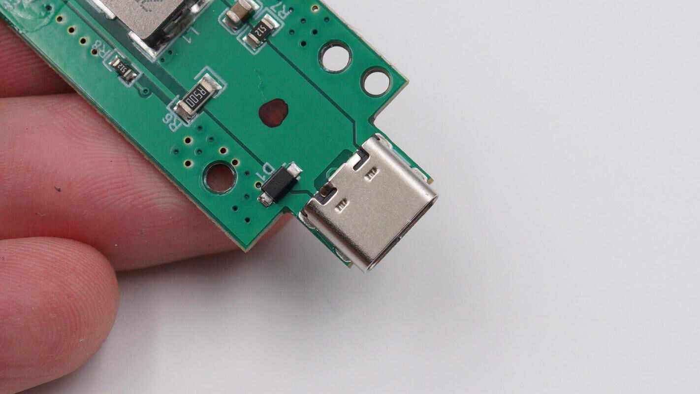 拆解报告：HOTO小猴USB-C吹吸一体机QWCXJ001-充电头网
