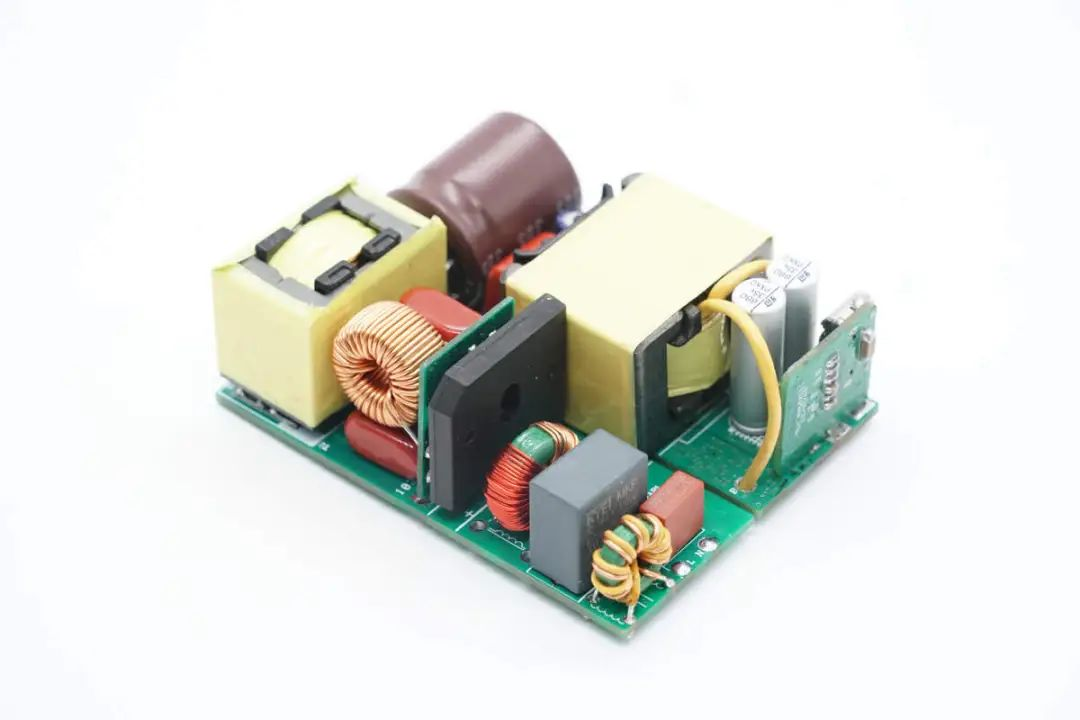 少假七天樂 2016年國慶節必玩動做、冒險遊戲下載保舉